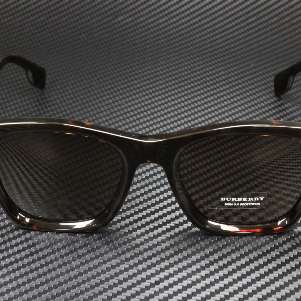 Burberry Men's 52mm Sunglasses! New! - Picture 2 of 5